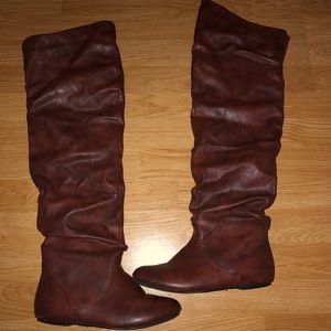 Over the Knee Boots size 7.5 Chestnut/brown